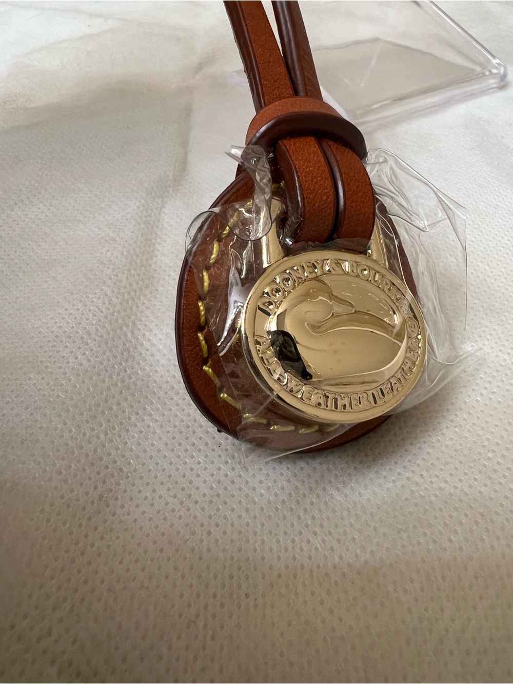 Dooney & Bourke Gold Duck HangTag New - Picture 6 of 6